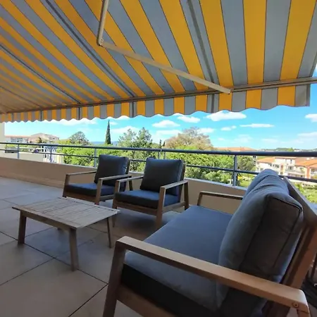 公寓 T3 Calme, Climatisation, Wifi, Parking, Balcon *